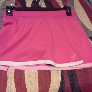 New Balance Susan G Kormen athletic skirt  size s